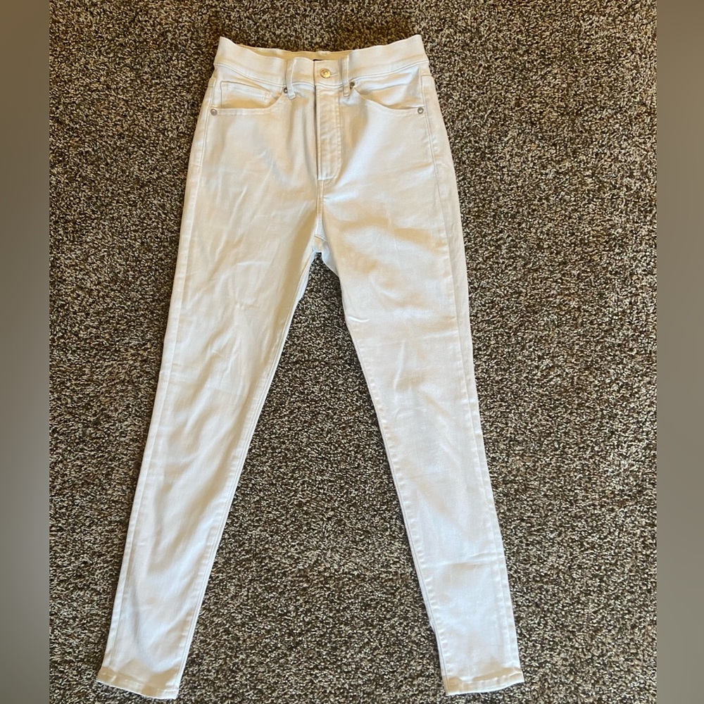 Express skinny high rise super soft white jean
